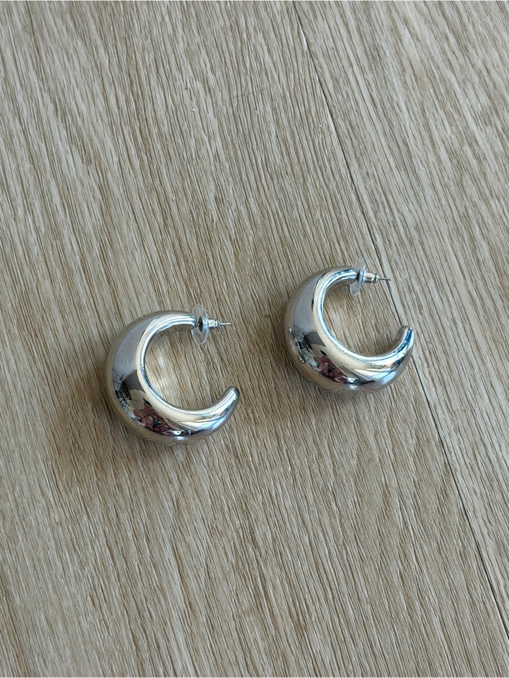 Chunky Silver Tone C Thick Hoop Earrings 1.5 inch on stud closure T.J. Maxx